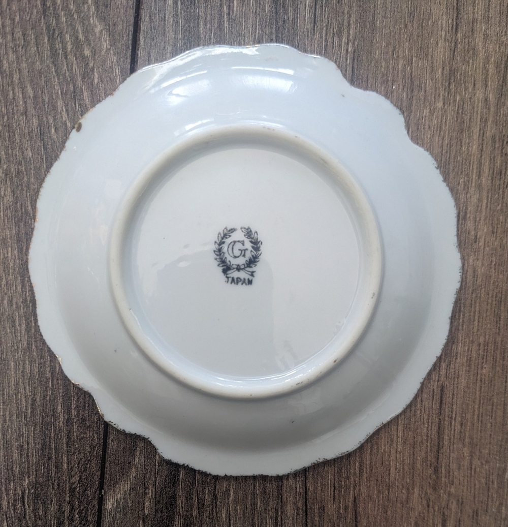 Vintage Green Porcelain Decorative Pitcher with Romantic Scene - Picture 3 of 9